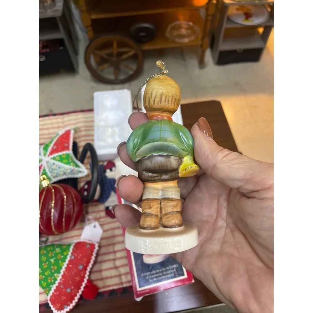 Vintage 1983 Schmid Hummel Hark the Herald Porcelain First Edition Ornament‎